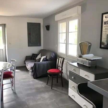 Maison Charmante Proche De Barneville 度假居 *